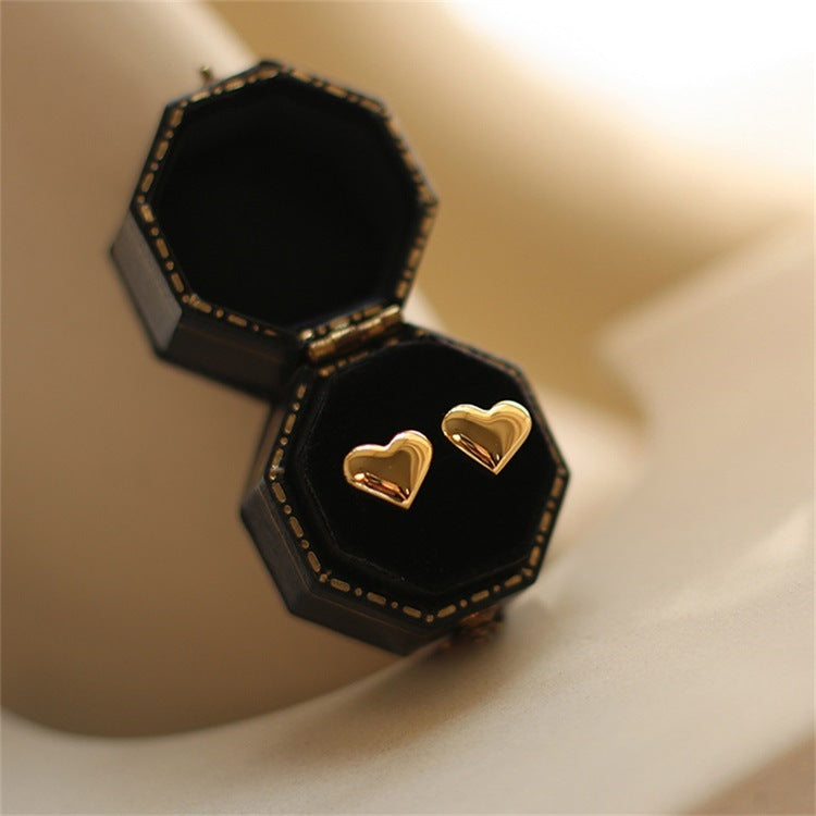 Mila – Herz Ohrringe Stecker Gold