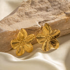 Allysa - Goldene Blumen-Ohrringe