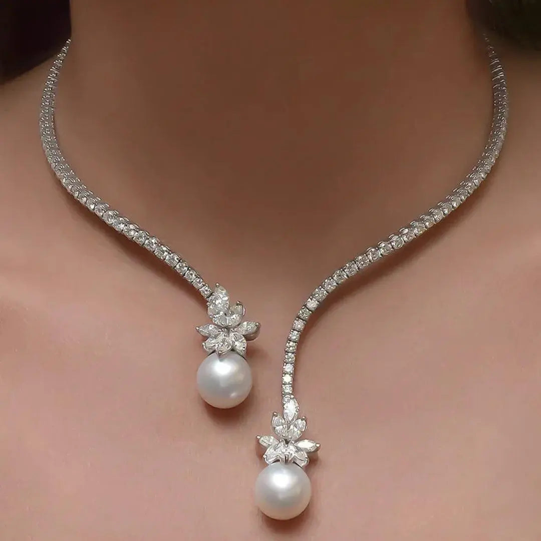 Lyra – Glänzende Sterlingsilber-Halskette mit Perlen