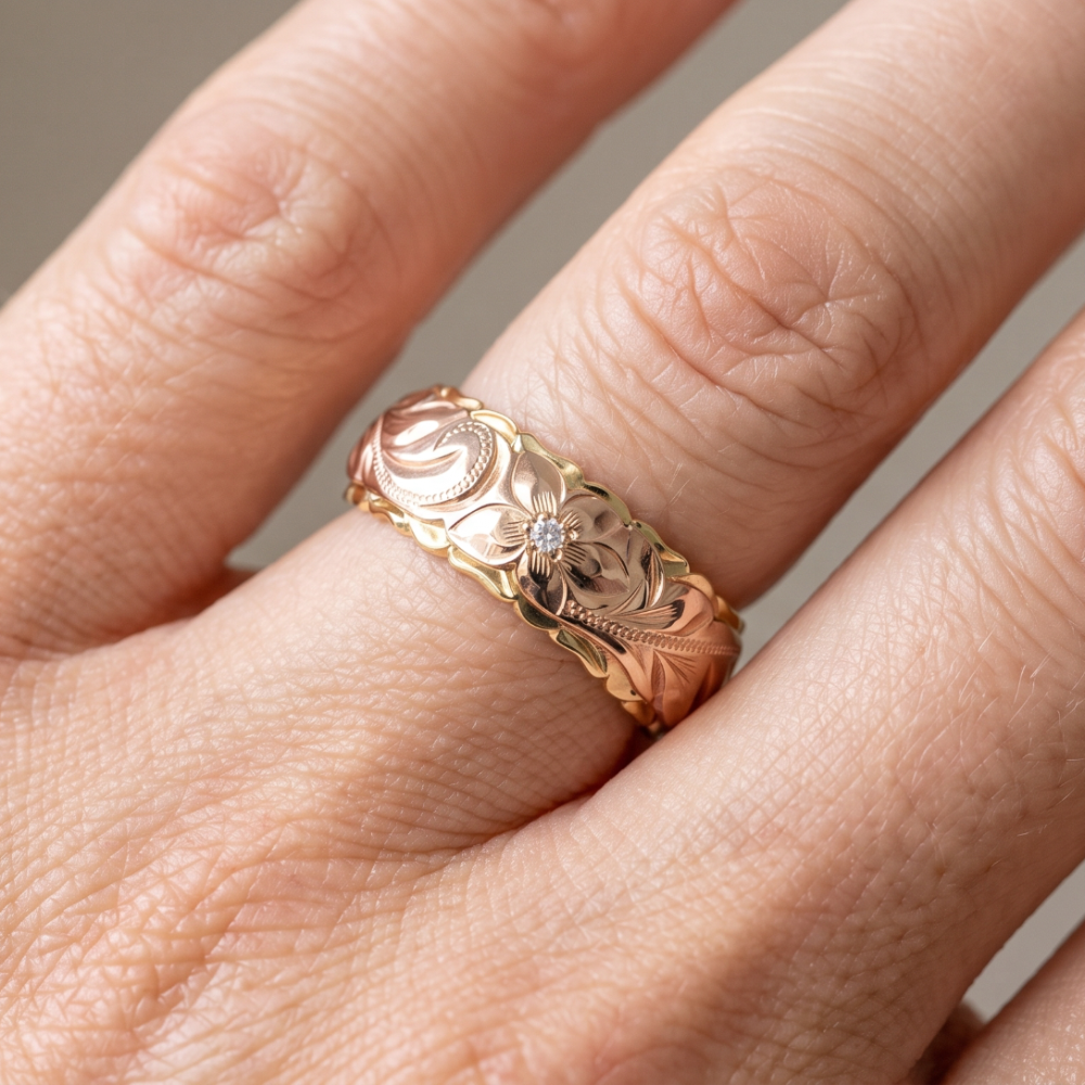 Rosalie – Vintage-Ring mit Rosengewächs in Gold