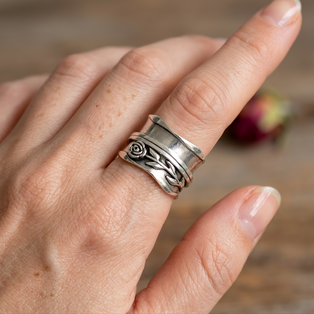 Lilwen – Ring Blume Vintage aus Silber