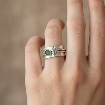 Maely – Herzring im Silber Retro-Stil