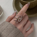 Alizee – Ring Blütenblatt aus Sterlingsilber