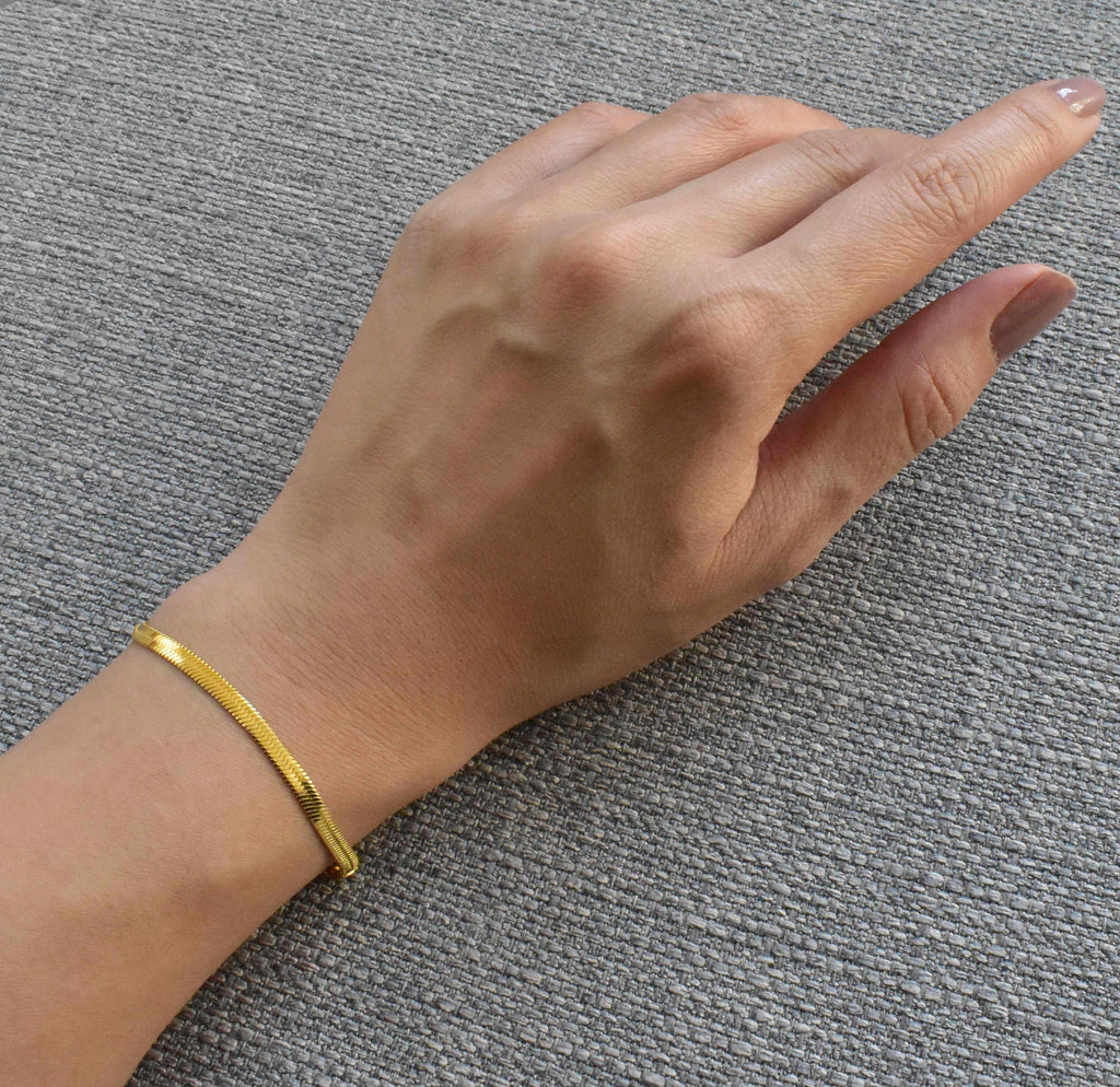 Becca – Armband Schlangen Kette in Gold