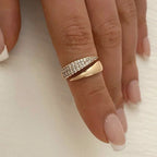 Irina – Gebogener Ring vergoldet 18K