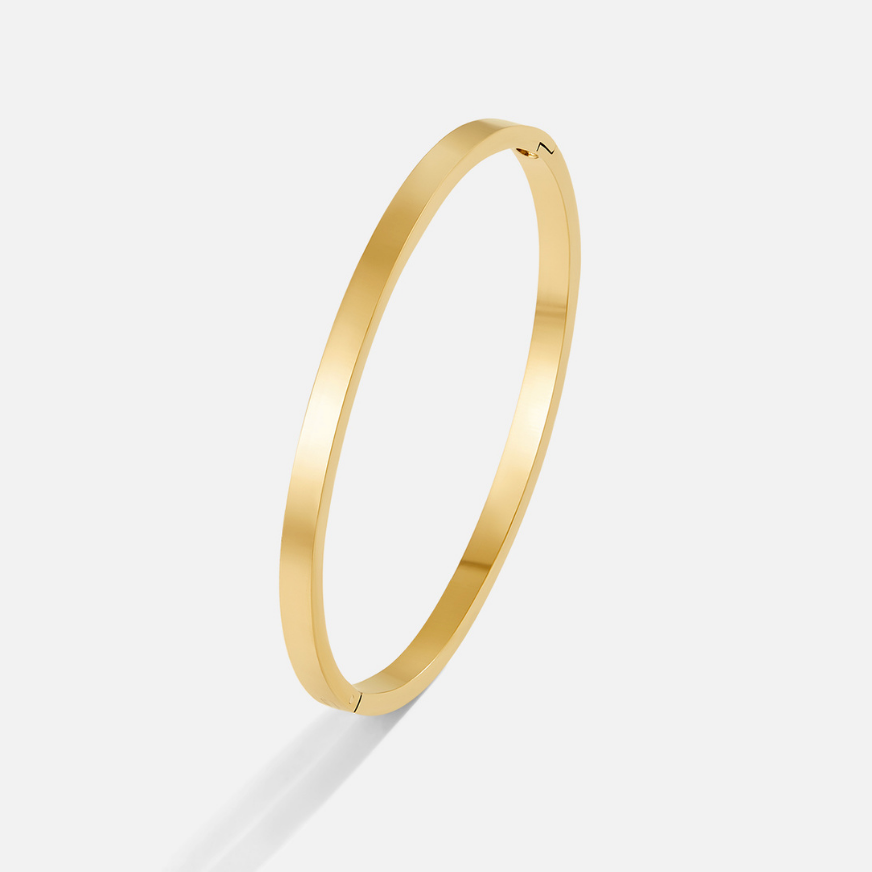 Lily – Goldener Armreif