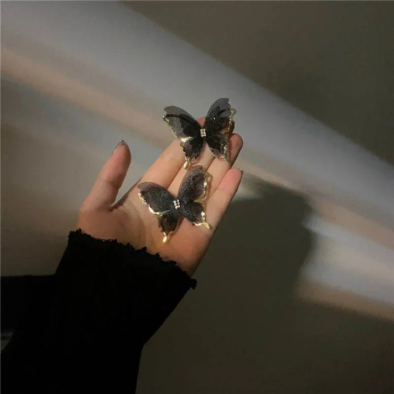 Jean – Schmetterling-Ohrringe aus leichtem Geflecht
