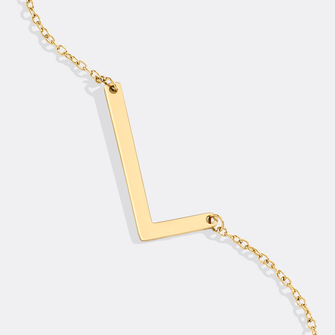 Inez – Halskette Initial Deklarativ