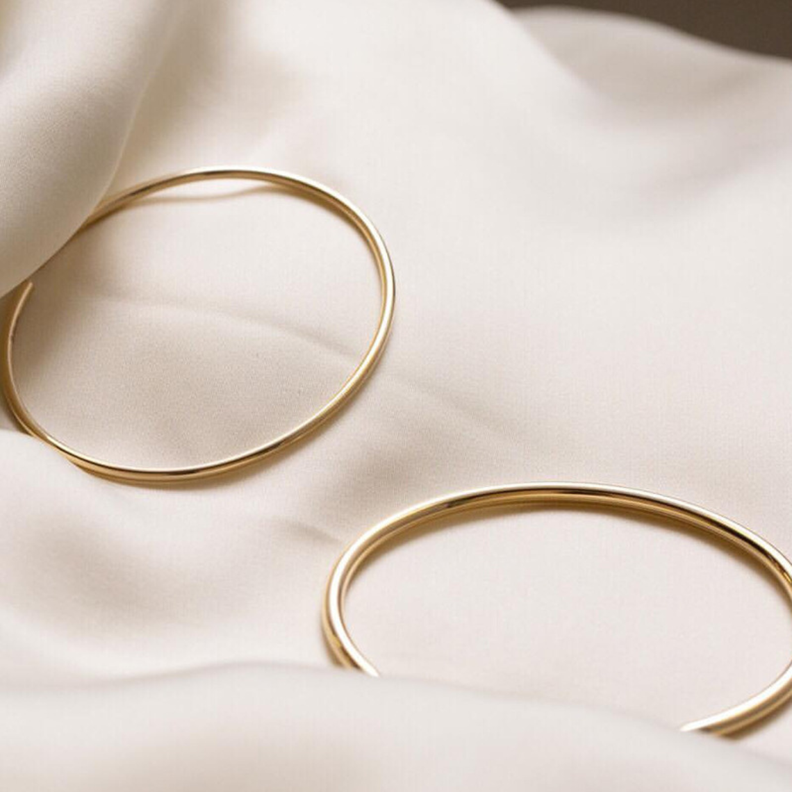Klassisches Armreif - Gold-Armband zum Aufschieben