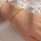 Klassisches Armreif - Gold-Armband zum Aufschieben