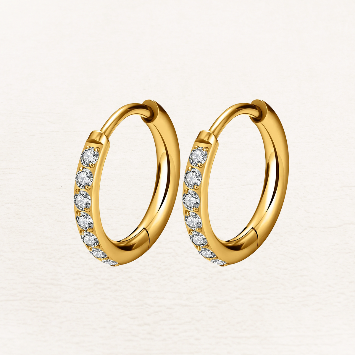 Jane – Elegante Huggie-Creolen