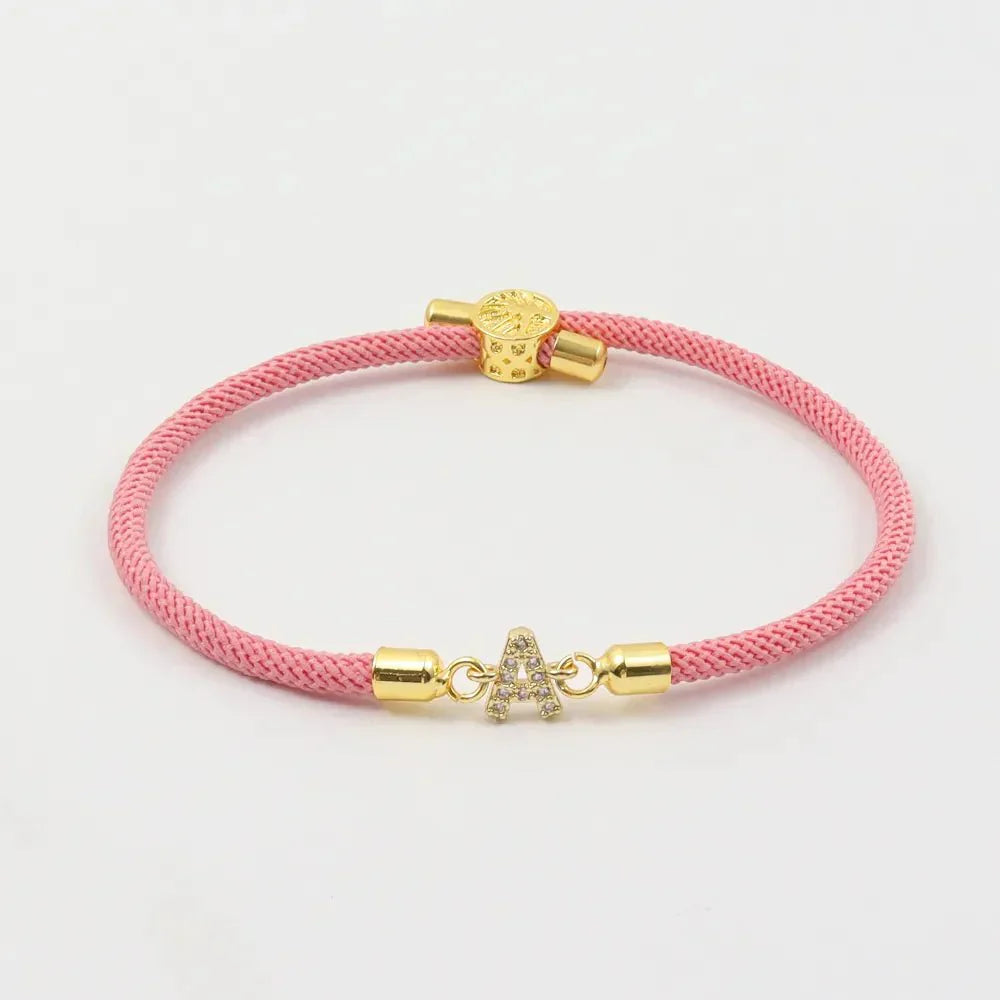 Calla – Verstellbares Armband mit gravierter Initiale