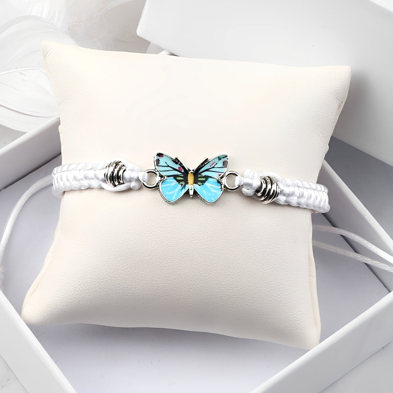 Elvina – Blauer Schmetterlingsarmreif