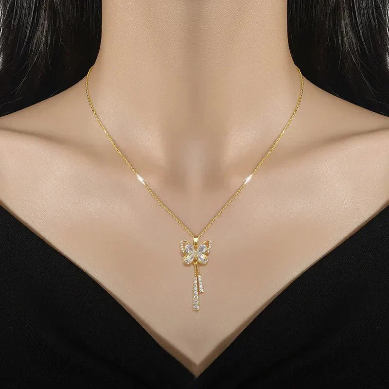 Avie – Strahlende Schmetterlingskette mit Diamanten