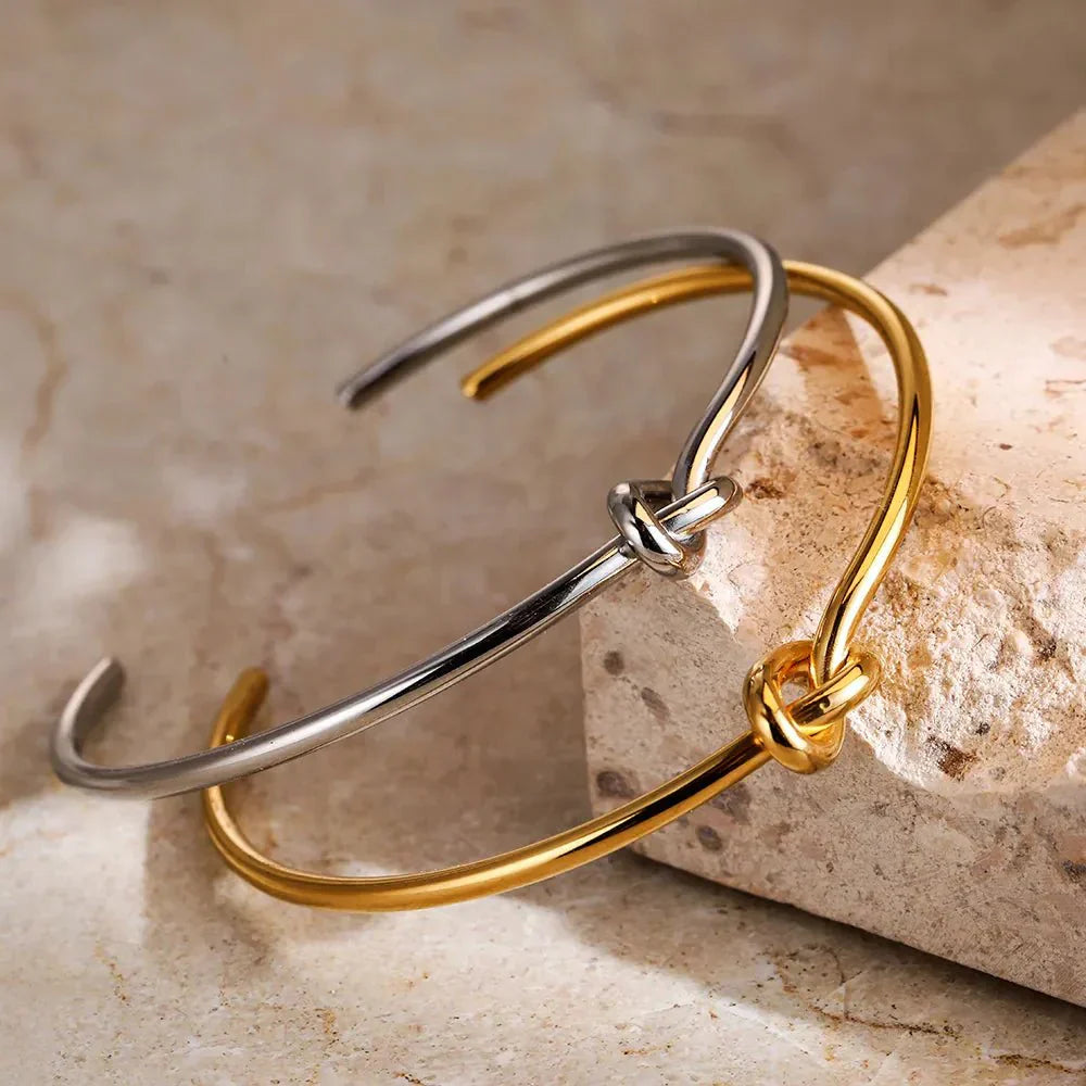Clea – Armband Knoten Klassisch