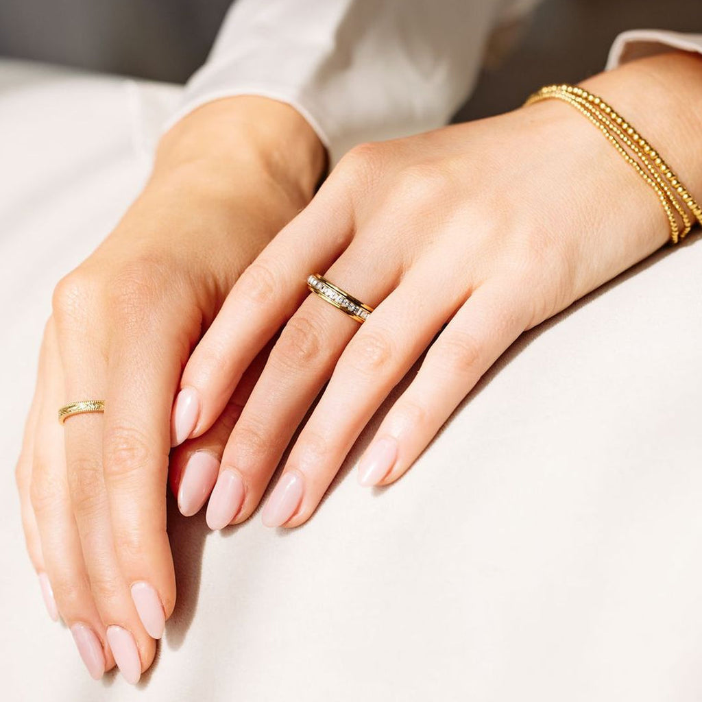 Alessia – Drehbarer Fidget-Ring mit Kristall-Highlight