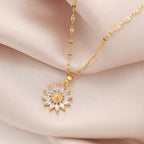 Jennie – Kette Sonnenblume aus Kristall und goldener Veredelung