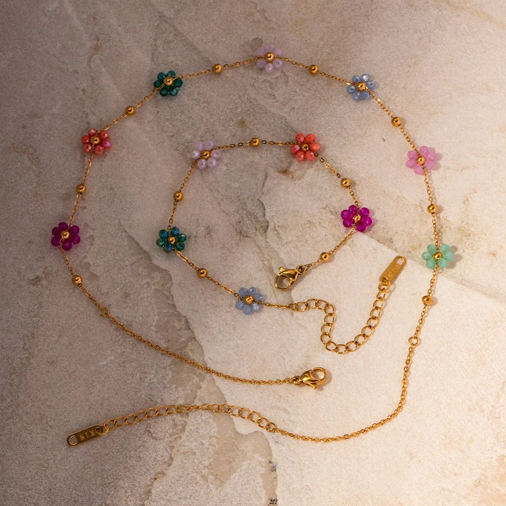 Eliane – Frühlingshafte Blütenaccessoires