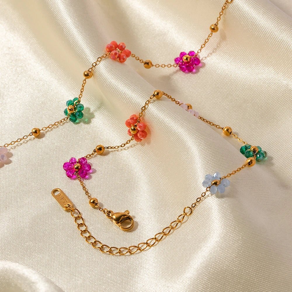 Eliane – Frühlingshafte Blütenaccessoires