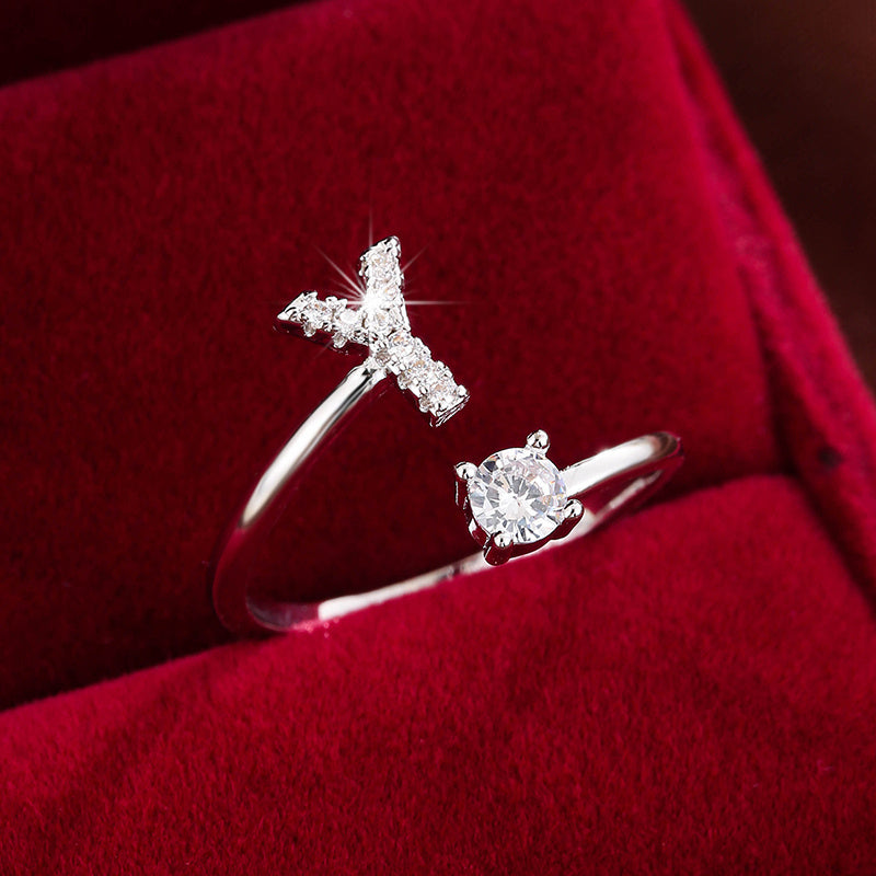 Nova – Moderner offener Ring mit Initiale