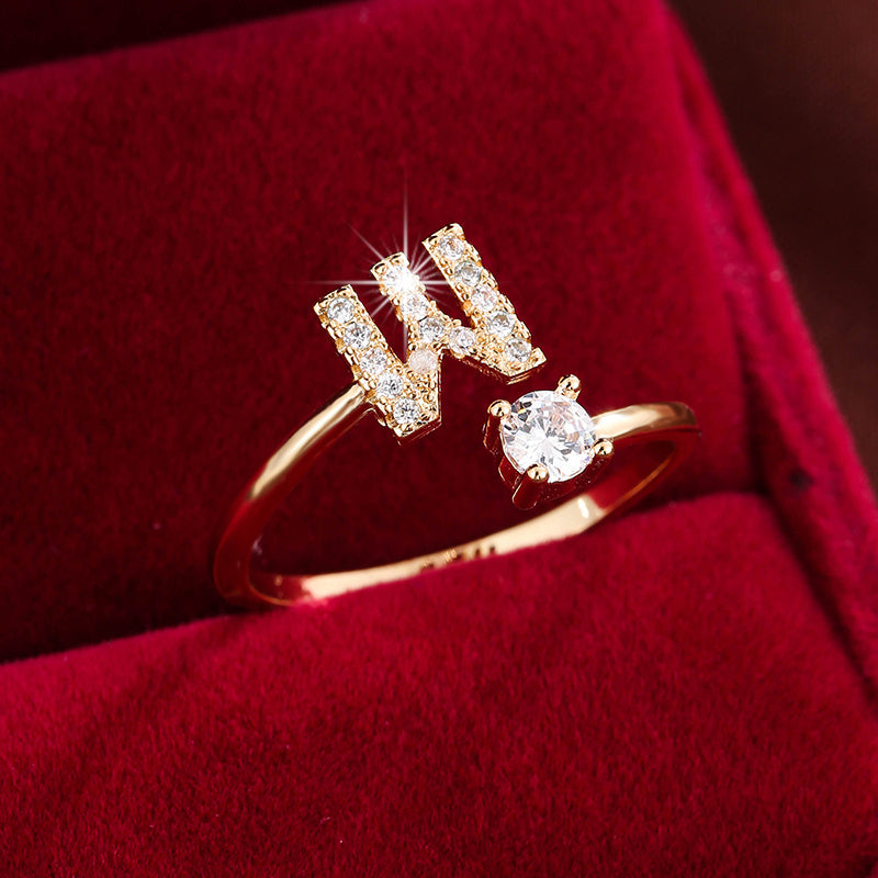 Nova – Moderner offener Ring mit Initiale