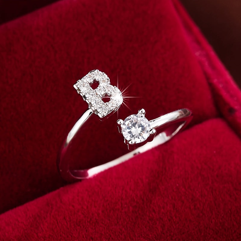 Nova – Moderner offener Ring mit Initiale