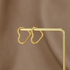 Tessia – Goldene Kreolen Herzform