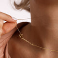 Frosted Letter Halskette - Signature Halskette