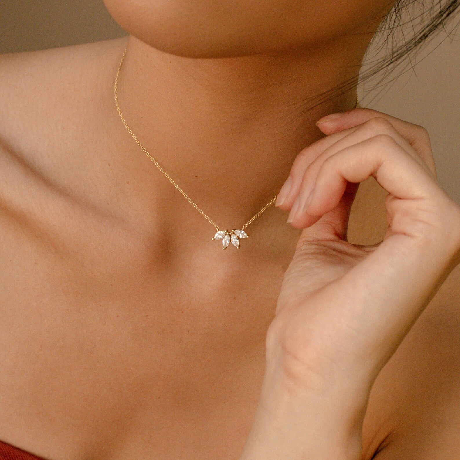 Marquise Diamant-Halskette - Eingelassener Marquise Stein
