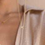 Jasmine – Filigrane Kette mit individuellem Initial
