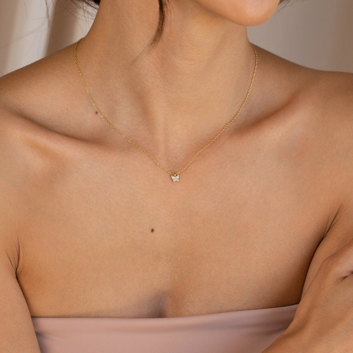 Mandy – Halskette mit Schmetterling-Pavé