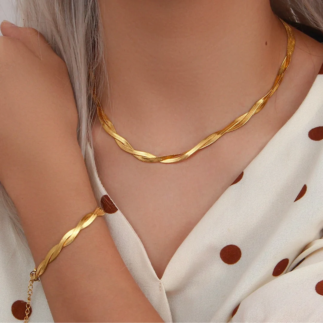 Alina – Set Halskette & Armband Elegant Vergoldet Verflochten