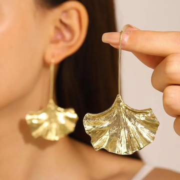 Bliss – Ohrringe Goldene Vintage-Petalen