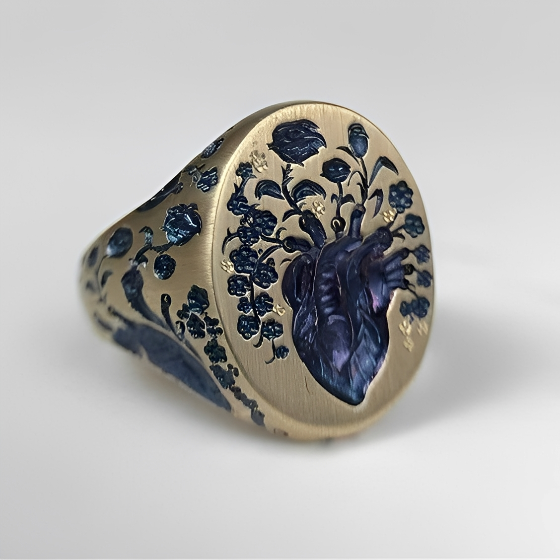 Bailey – Vintage-Ring mit blauer Blume aus Gold