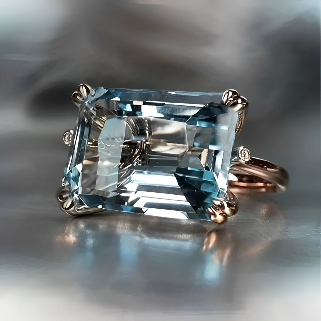 Yvaine – Vintage-Ring mit blauem Detail