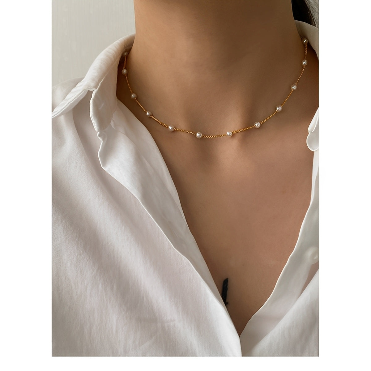 Noelia – Stylische Halskette mit kleiner Perle