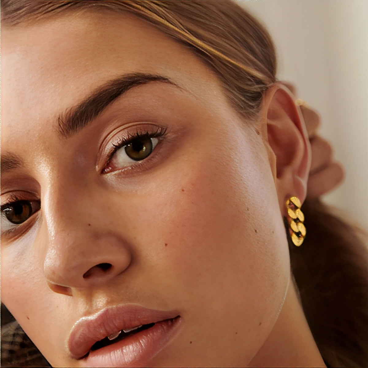 Sol – Glieder-Kreolen in Gold