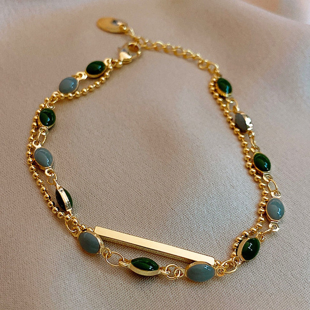 Manon – Armband mit grünem Stein in Gold