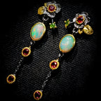 Yara – Boho-Ohrringe mit Opal und rotem Zirkonia