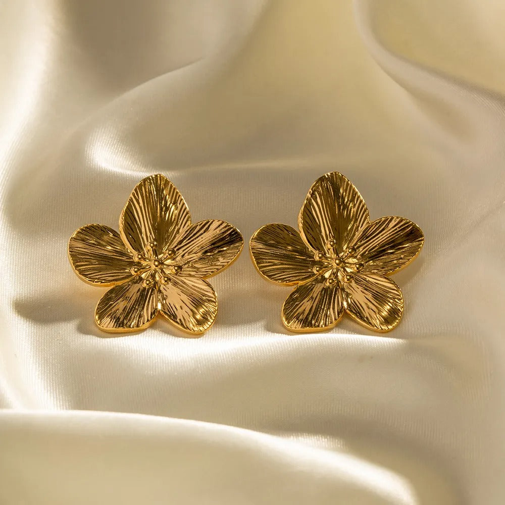 Rianne – Ohrringe Blüte Erblüht Gold