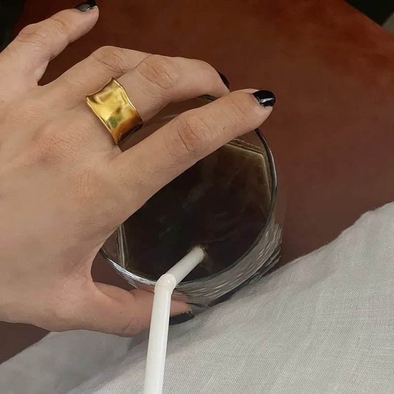 Louna – Boho-Ringe in Gold und Silber mit unregelmäßigen Formen
