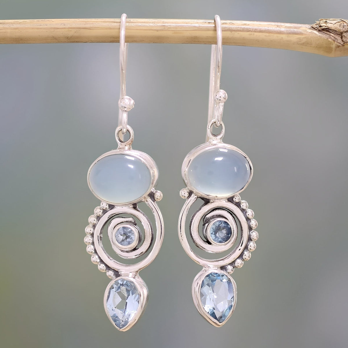 Cassie – Vintage-Ohrringe mit Mondstein
