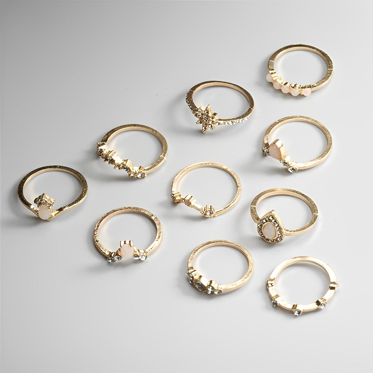 Noémie – Premium-Set von 8 bis 12 Einmaligen Ringen