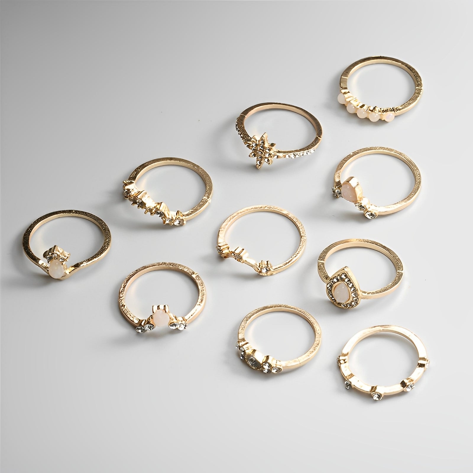 Noémie – Premium-Set von 8 bis 12 Einmaligen Ringen