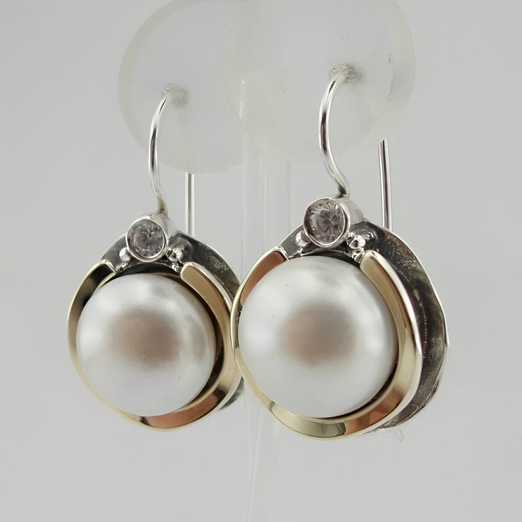 Helena – Vintage-Ohrringe mit Rundperlen