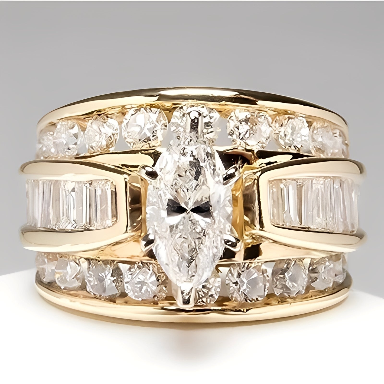 Tara – Ring in Gold Heller