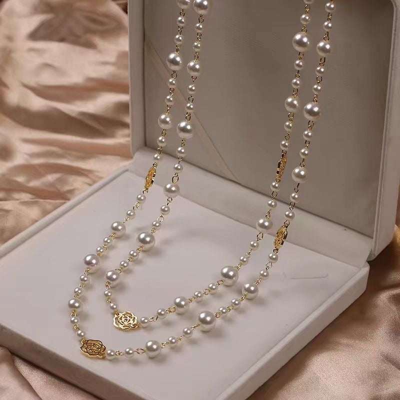 Collen – Stilvolle Halskette in Gold mit Perle