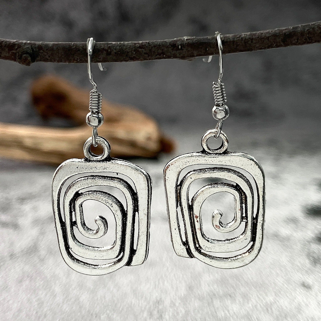 Eva – Spiral-Ohrringe im Retro-Stil in Silber