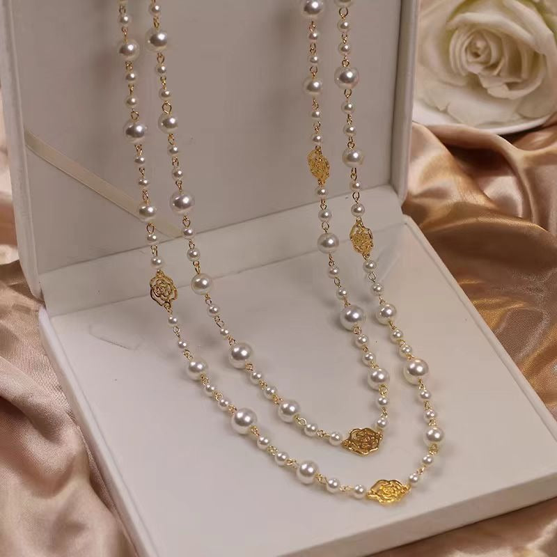 Collen – Stilvolle Halskette in Gold mit Perle