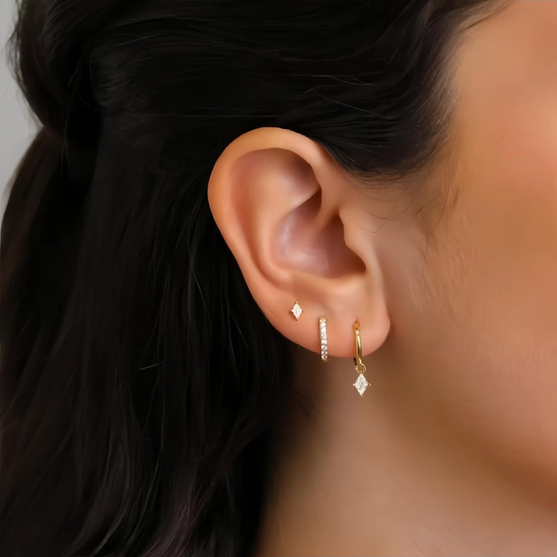 Azaria – Set mit Ohrringen und Diamantanhänger